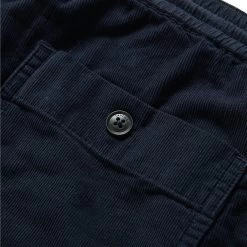 The Apres Short In Dark Navy Pinwale -Fashion Clothes Layer4