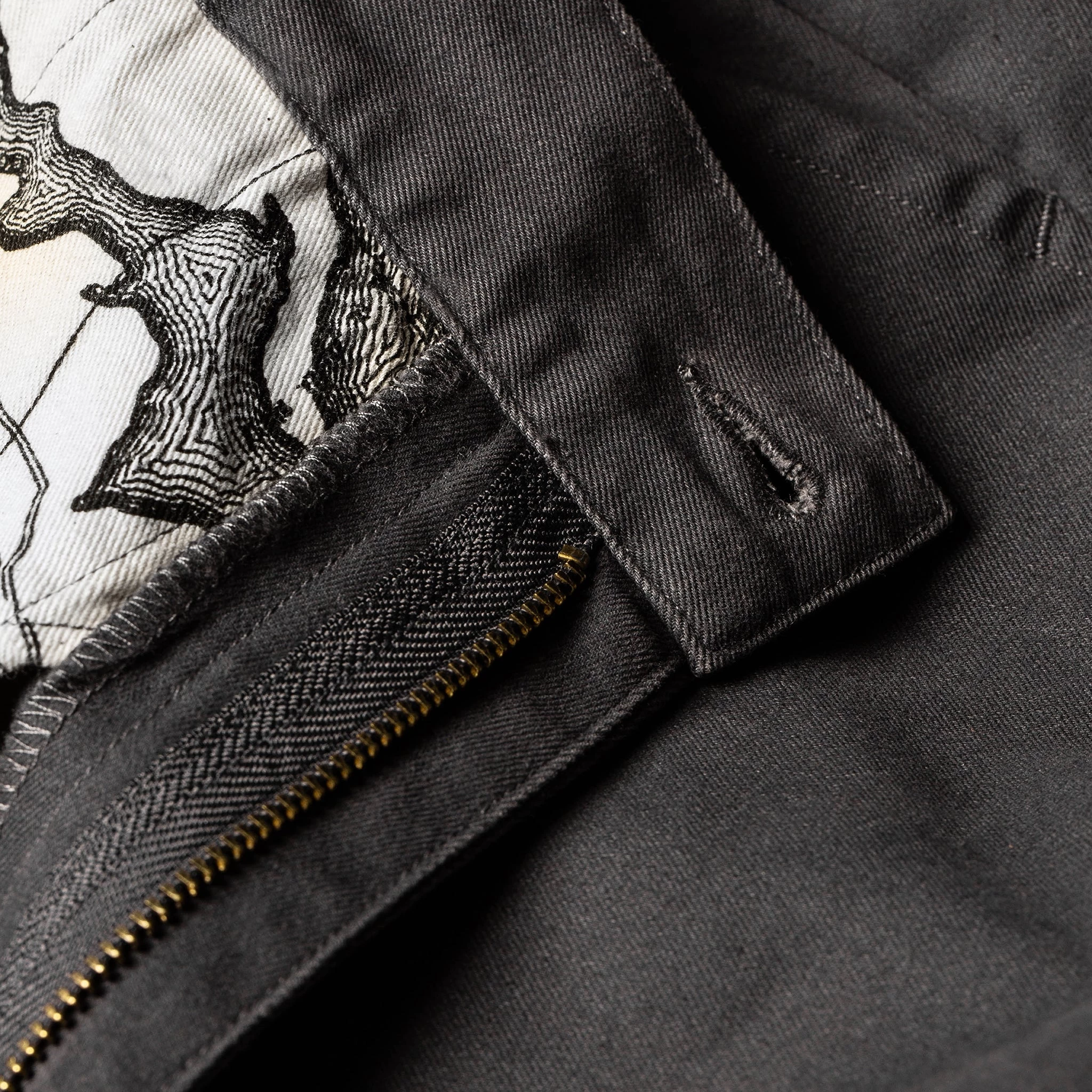 The Slim Chino In Organic Charcoal 8 The Slim Chino In Organic Charcoal - Image 6