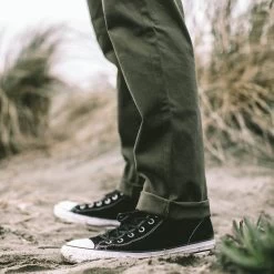 The Slim Chino In Organic Olive -Fashion Clothes grey henley green chinos 20