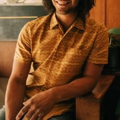 The Short Sleeve Hawthorne In Gold Wave -Fashion Clothes instock m q122 SSHawthorne GoldWave 004