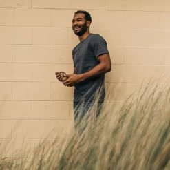 The Short Sleeve Heavy Bag Henley In Dark Navy -Fashion Clothes instock m q122 heavybag henley darknavy 004
