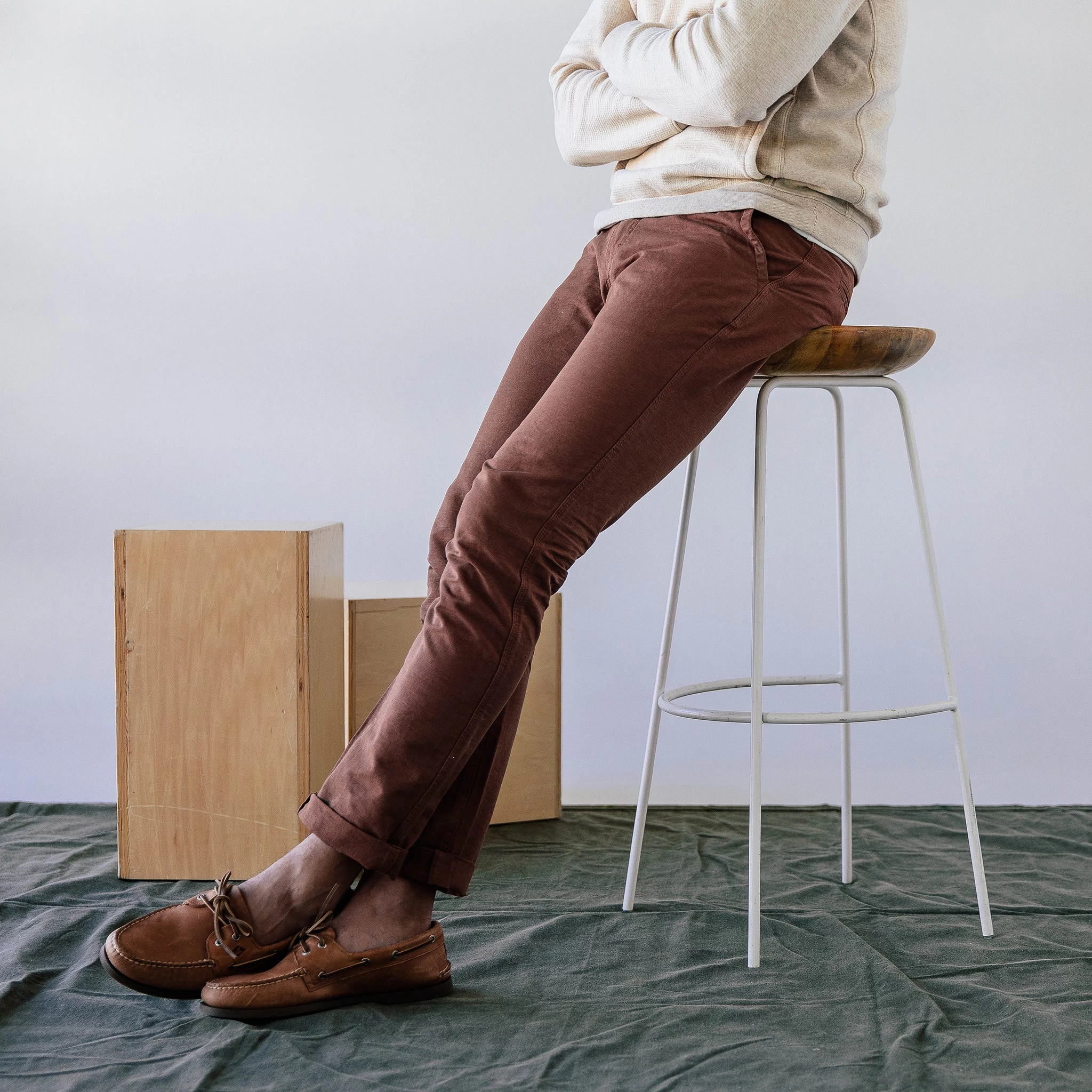 The Morse Pant In Mahogany Slub 5 The Morse Pant In Mahogany Slub - Image 3