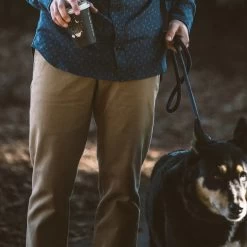 None The Slim Chino In Khaki -Fashion Clothes mens instock ess18 lifestyle nopa 003 c1a8de7e 7bbf 44a6 8898 4bb329b3028f