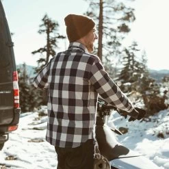 The Moto Utility Shirt In Natural & Navy Buffalo Plaid -Fashion Clothes mens workshop mot17 utilityshirt naturalnavyplaid 017