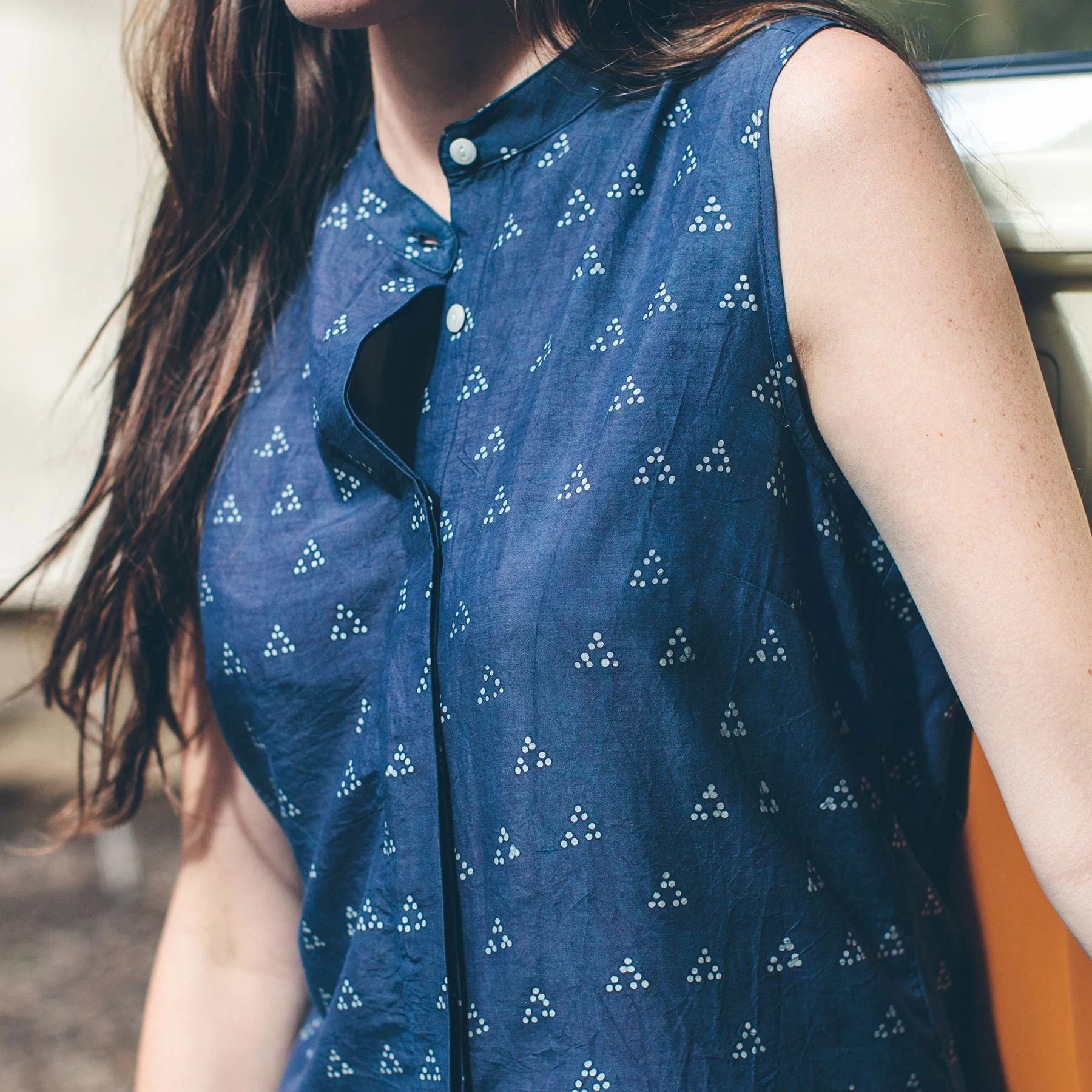 None The Dillon In Tri Dot Silk Batik 5 None The Dillon In Tri Dot Silk Batik - Image 3