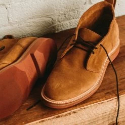 The Unlined Chukka In Butterscotch Weatherproof Suede -Fashion Clothes workshop mens Q120 product unlined weatherproof chukka 005