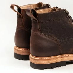 The Moto Boot In Chocolate Pebble Grain -Fashion Clothes workshop mens Q220 moto pebble grain 009